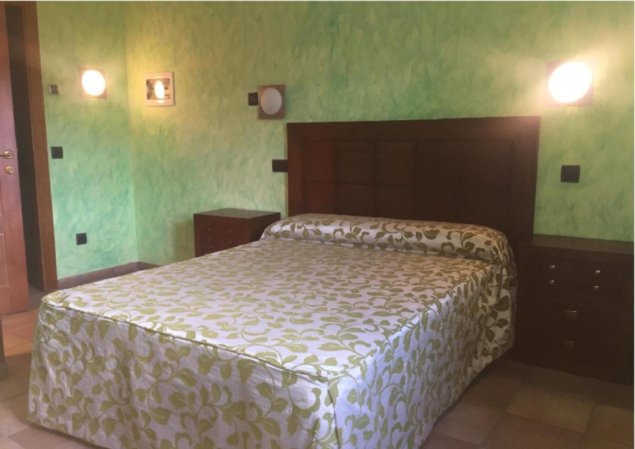 El Soportal De Uceda Hotel Ngoại thất bức ảnh